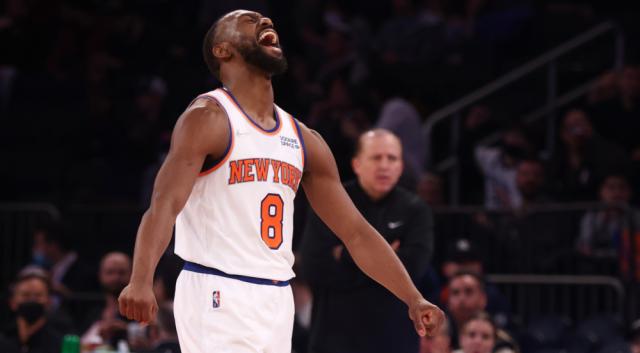 6686体育平台-44+9+8+0失误！尼克斯输了沃克却成了最大赢家